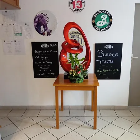 Le Relais Du Petit Rest'O Perche Les Croix Chemins