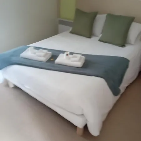 Le Relais Du Petit Rest'o Perche Hotel